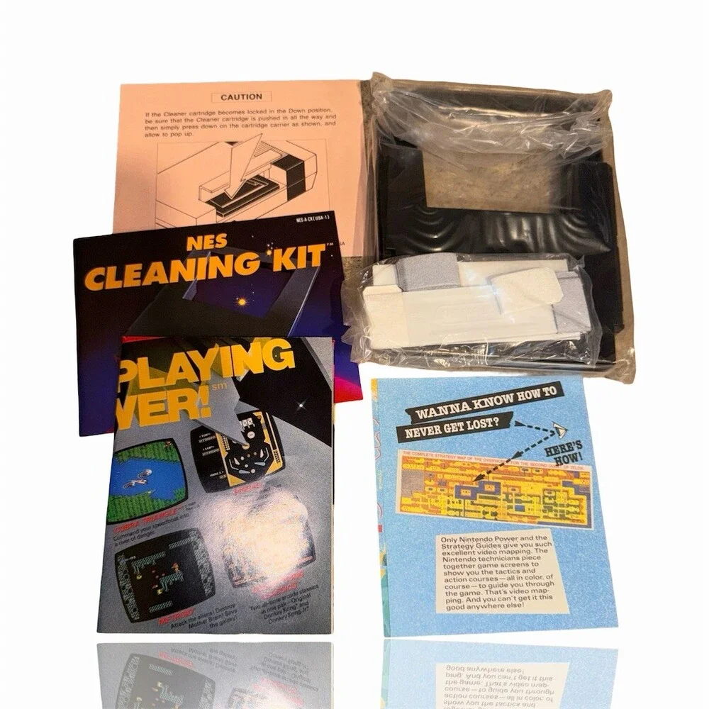 Nintendo Cleaning Kit Official Entertainment System Accessory w/ Box Deadstock